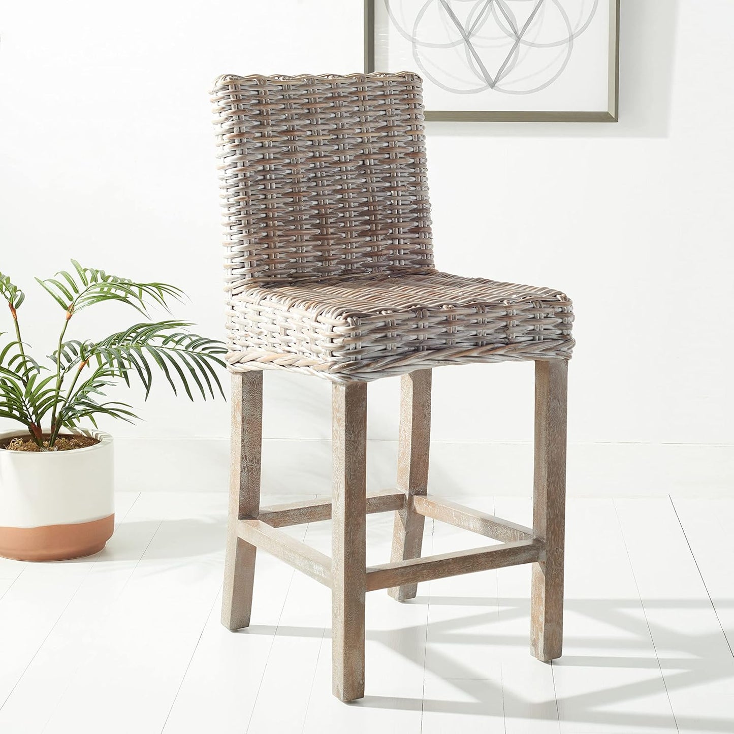 SAFAVIEH Home Tobie Natural Rattan 24-inch Counter Stool